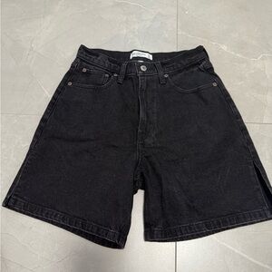 Abercrombie & Fitch 7” Dad shorts